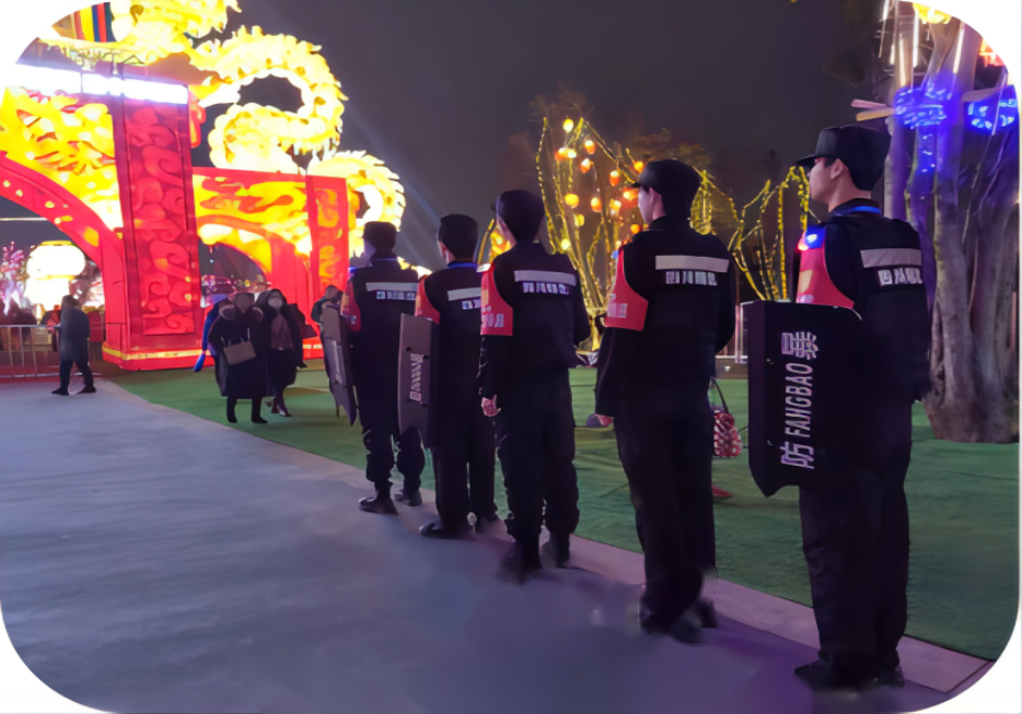 成都東安湖國(guó)際旅游度假區(qū)首屆燈會(huì)