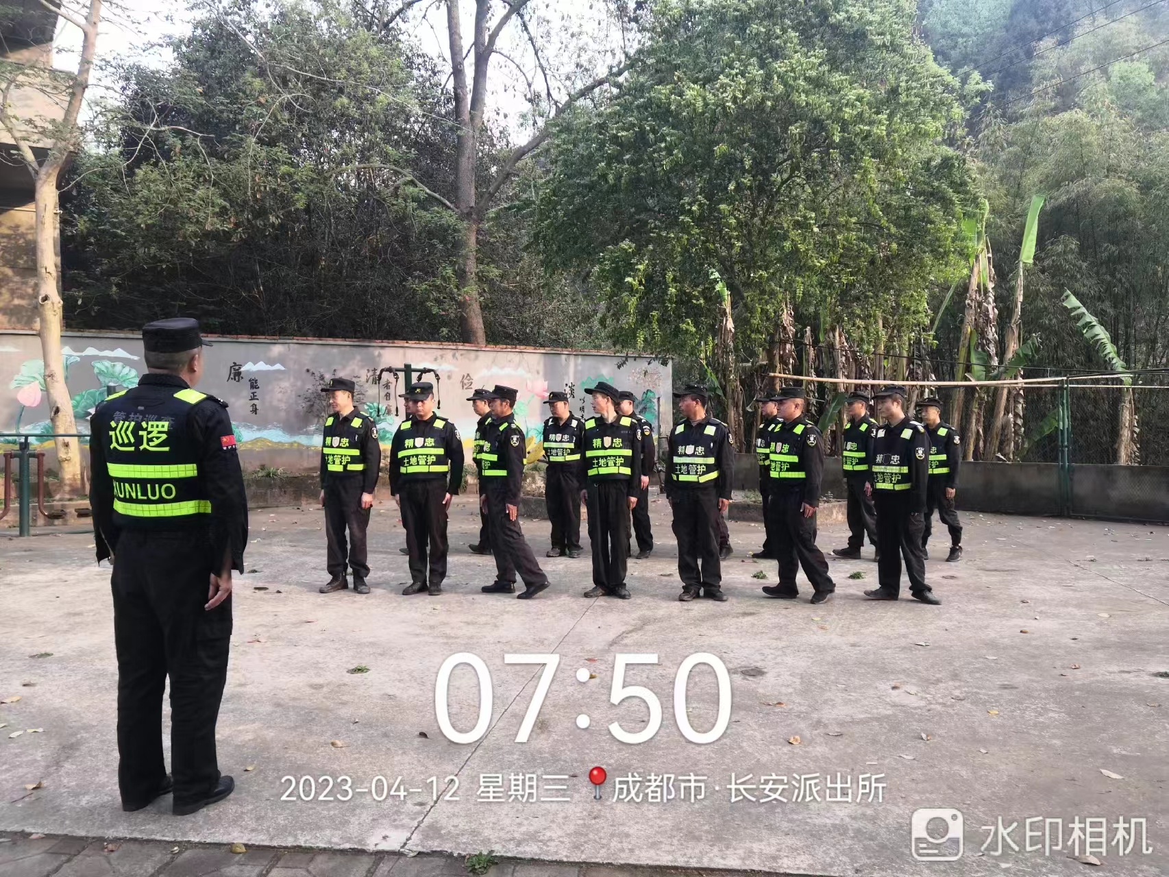 合格的保安隊(duì)長(zhǎng)不只是隊(duì)員的榜樣!